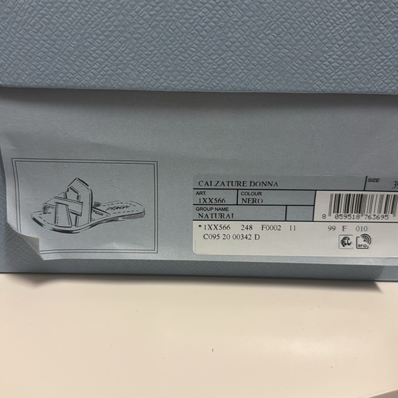 Authentic Prada sandals - Picture 2 of 8